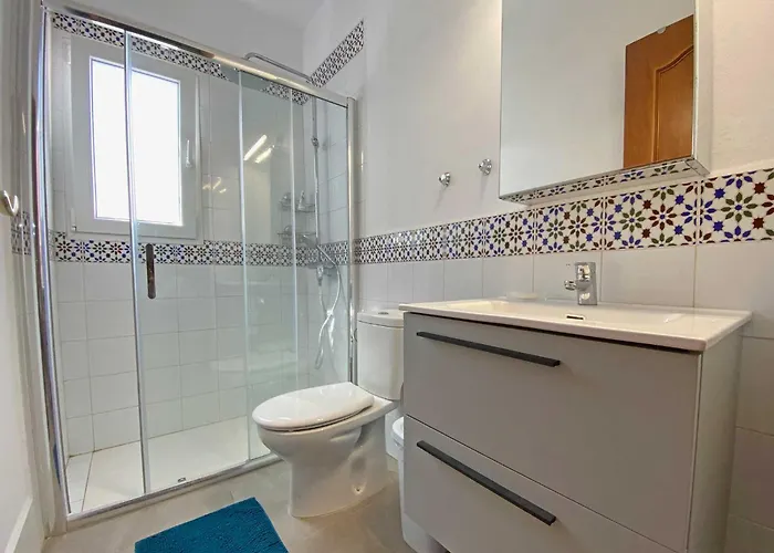 بيت للعطل Manoli: 4 Bedroom In Zahora, Ideal For 2 Families