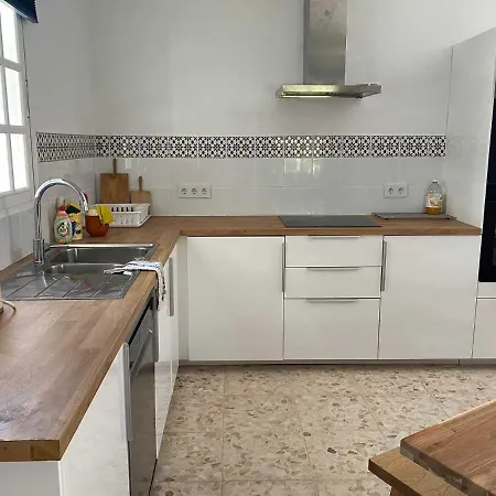 度假居 Manoli: 4 Bedroom In Zahora, Ideal For 2 Families