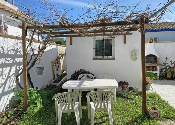 Manoli: 4 Bedroom In Zahora, Ideal For 2 Families * Cádiz