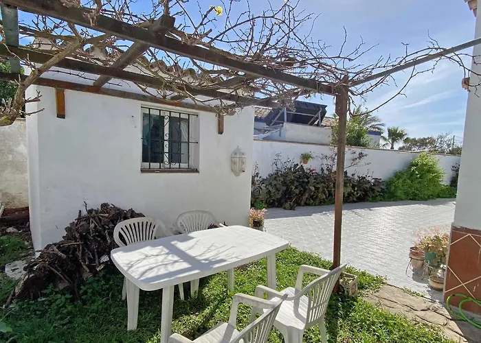 Manoli: 4 Bedroom In Zahora, Ideal For 2 Families Prázdninový dům Cádiz